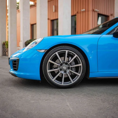 Аренда автомобиля Porsche 911 Targa 4