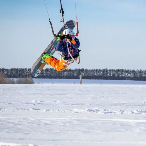 Обучение сноукайтингу