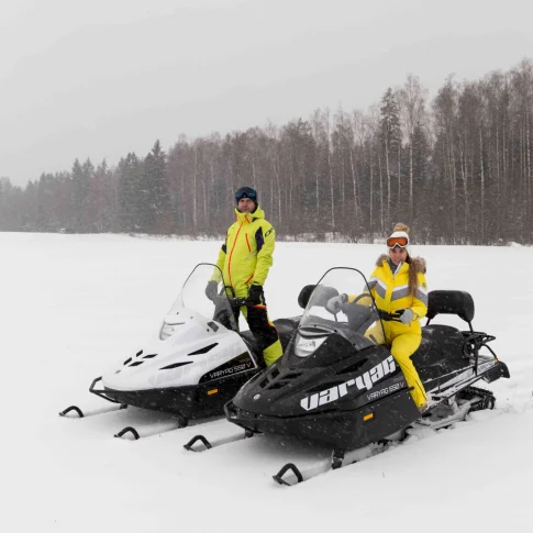 Самостоятельное катание на снегоходе без инструктора